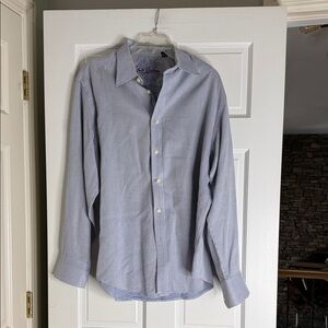 Robert Graham Light Blue Checkered Casual Shirt. Large